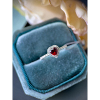 Срібне кільце з сердцем і фіанітами в стилі Pandora, 925 пробу 17